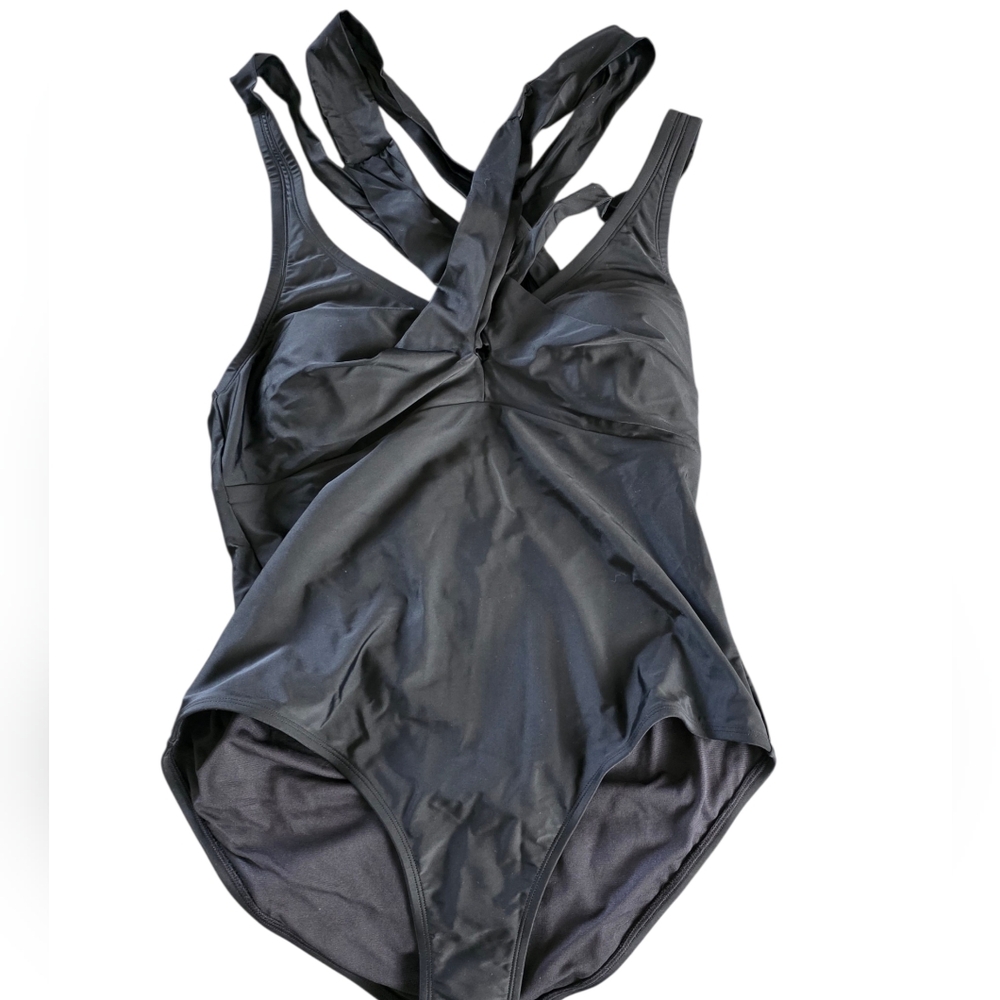 NWT Cupshe Black One Piece Swimsuit Molded Cups 1X Criss Cross Ties